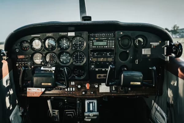 172N Skyhawk II listing photo 3